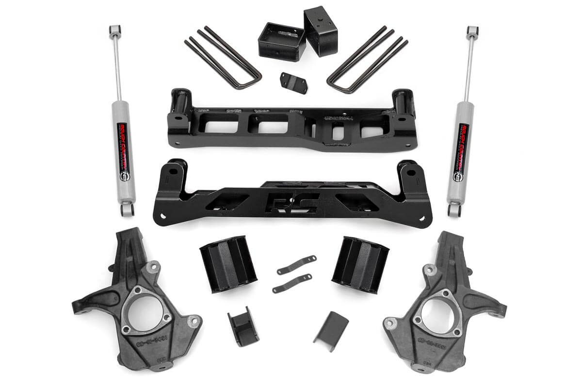 Rough Country 5 Inch Lift Kit Cast Steel Chevy/GMC 1500 2WD (14-17)