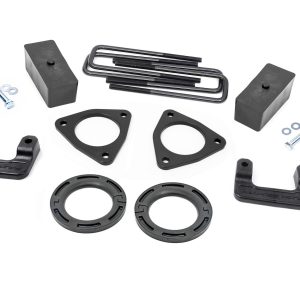 Rough Country 2.5 Inch Leveling Kit Stamped Steel Chevy/GMC Sierra 1500 (16-18)/Silverado 1500 (07-18)