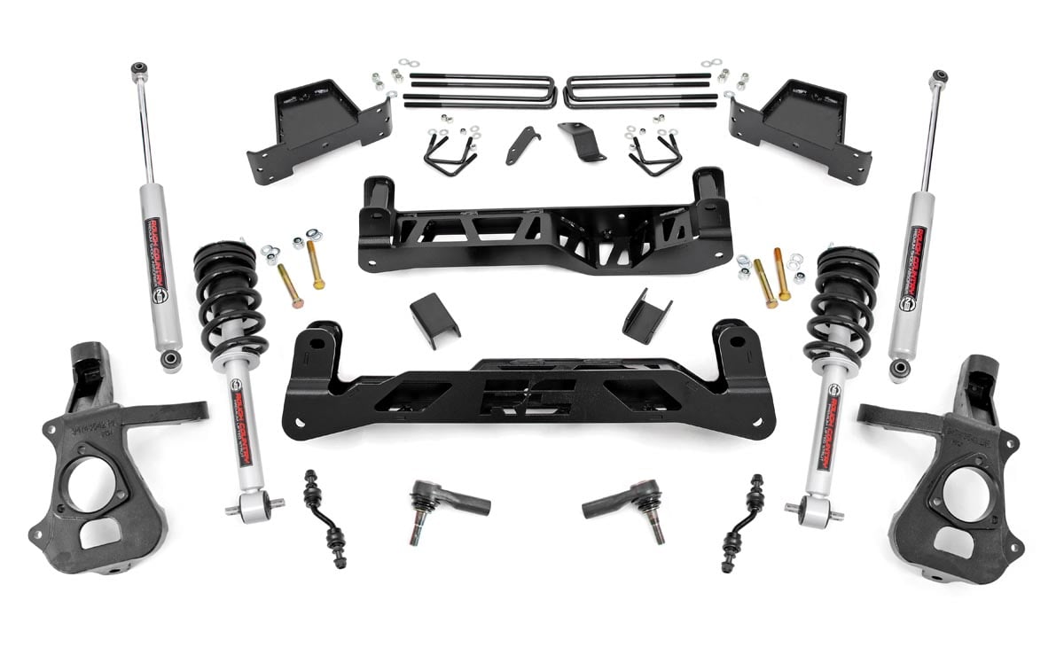 Rough Country 7 Inch Lift Kit Cast Steel N3 Struts Chevy/GMC 1500 (14-18 & Classic)