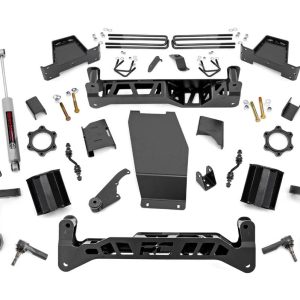 Rough Country 7 Inch Lift Kit Cast Steel Chevy/GMC 1500 4WD (14-18 & Classic)