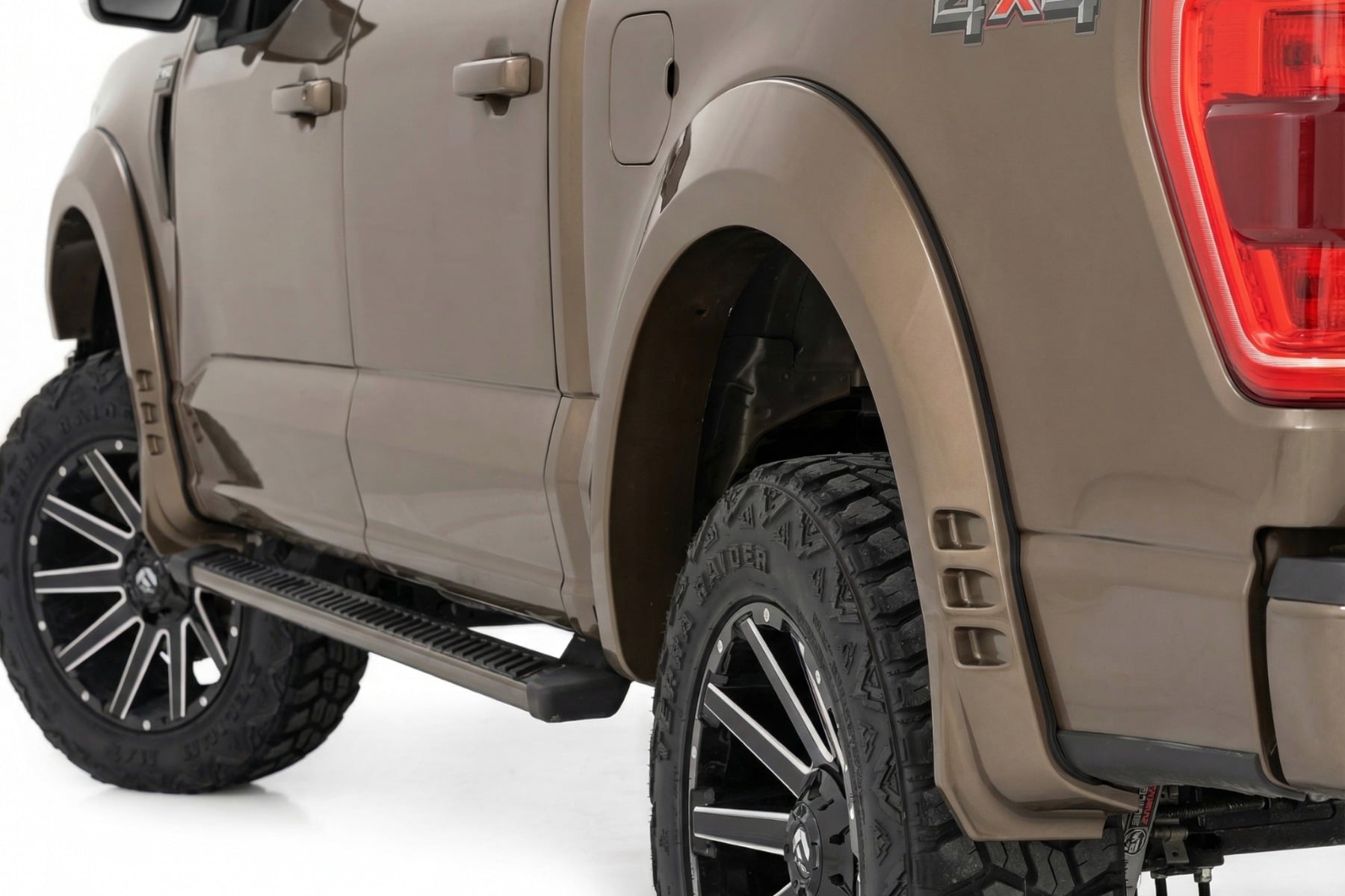 Rough Country SF1 Fender Flares LJ Darkened Bronze Ford F-150 2WD/4WD (2021-2026)