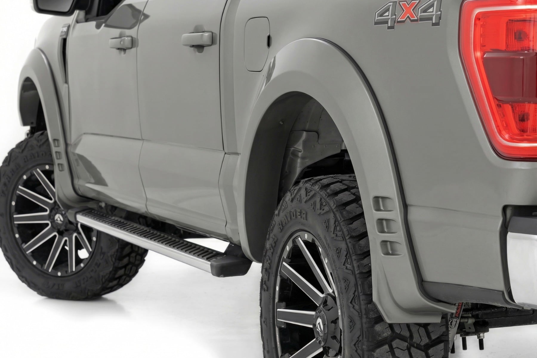 Rough Country SF1 Fender Flares T9 Marsh Gray Ford F-150 2WD/4WD (2021-2026)