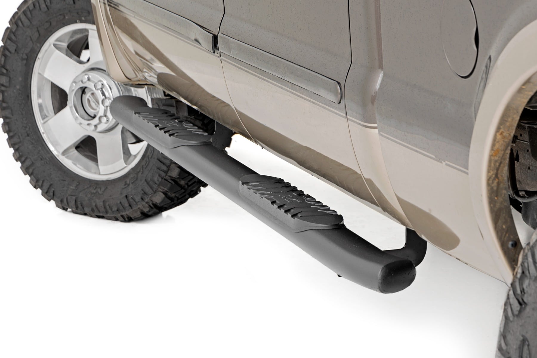 Rough Country Oval Nerf Step Crew Cab Black Ford F-250/F-350 Super Duty (99-16)
