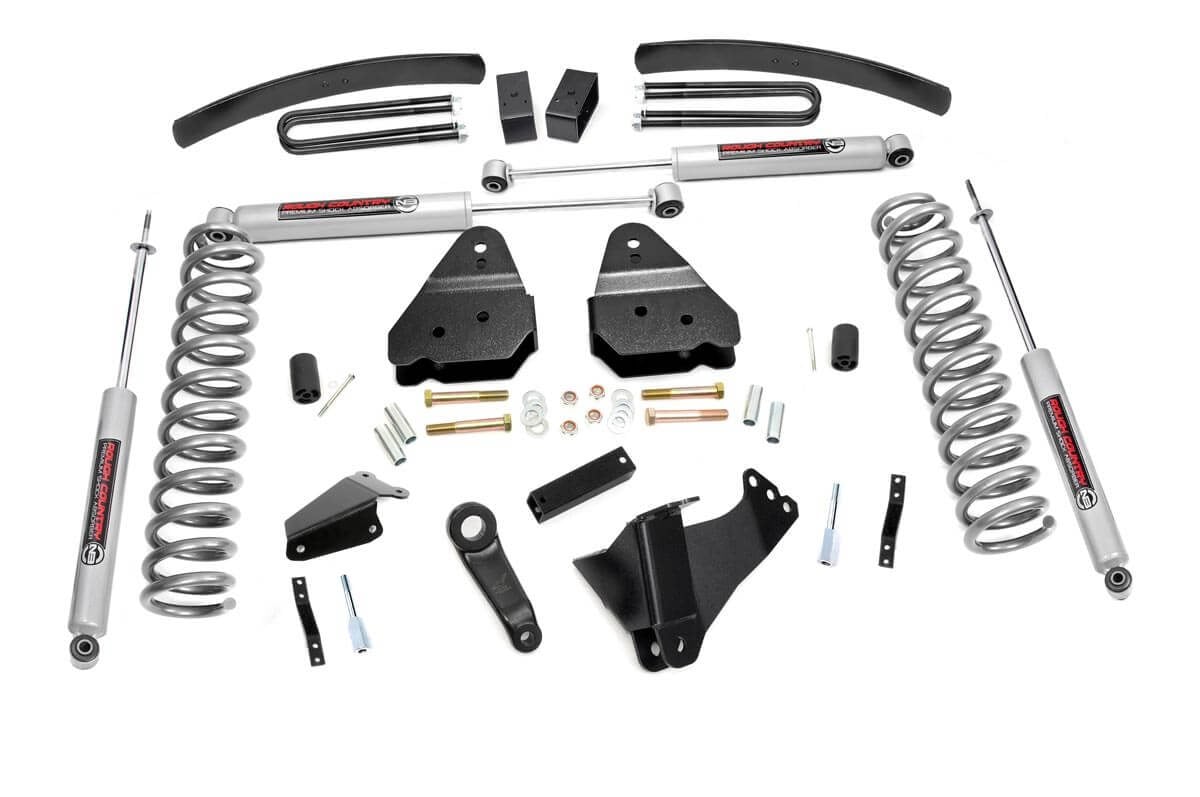 Rough Country 6 Inch Lift Kit Gas Ford F-250/F-350 Super Duty 4WD (2005-2007)