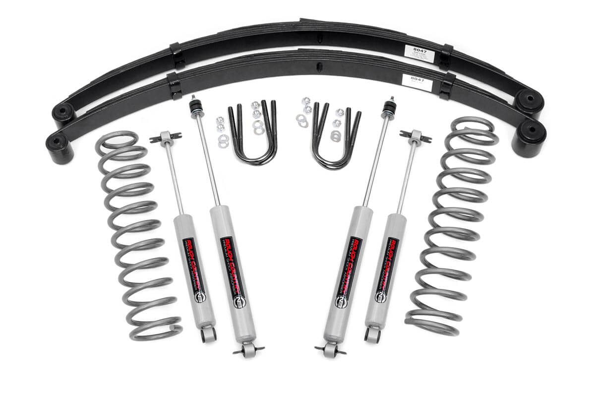 Rough Country 3 Inch Lift Kit RR Springs Jeep Cherokee XJ 2WD/4WD (1984-2001)