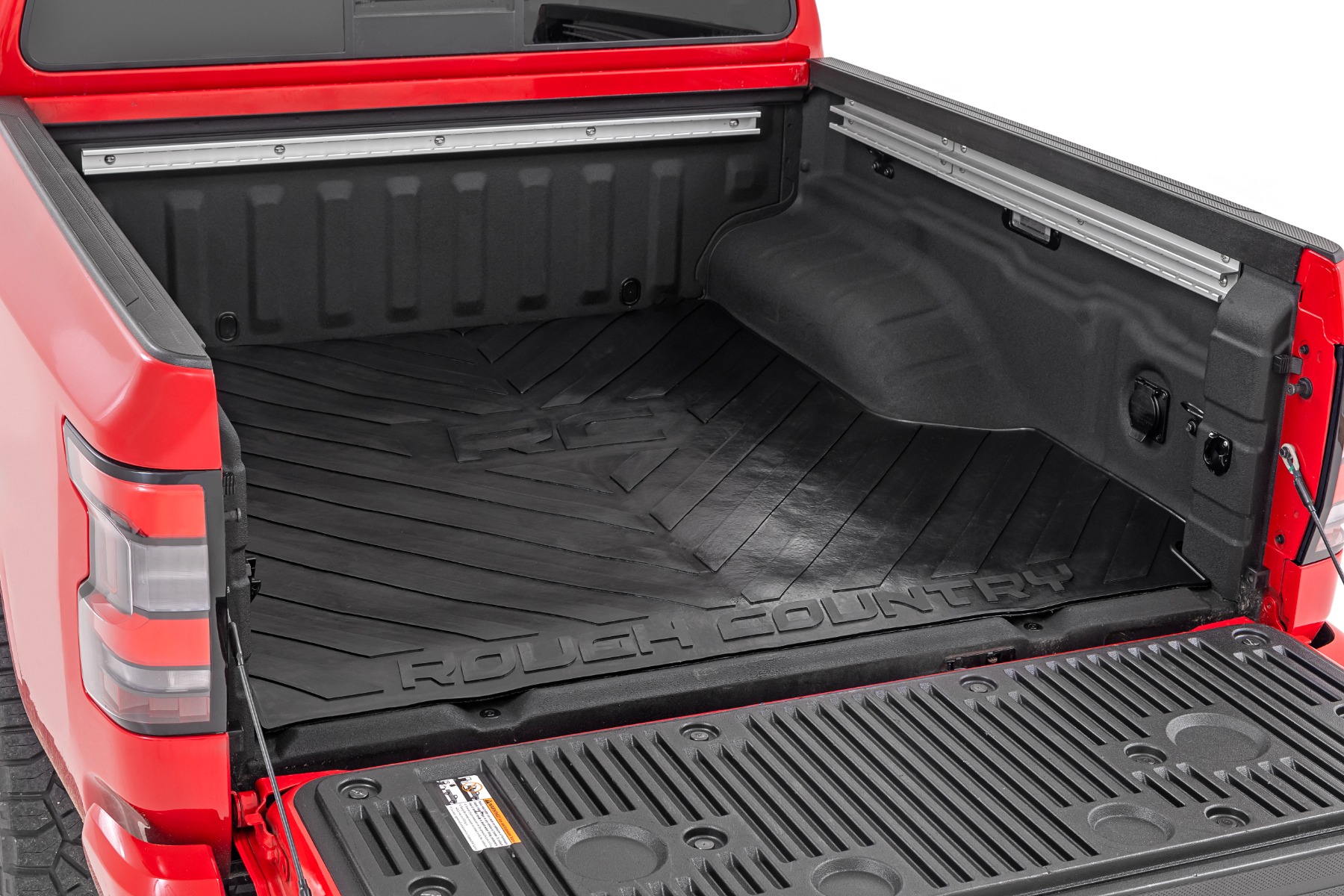 Rough Country Bed Mat 5′ Bed RC Logo Nissan Frontier 2WD/4WD (2005-2026)