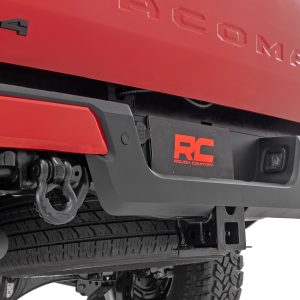 Rough Country Rear Shackle Kit D-Ring Combo Toyota Tacoma 2WD/4WD (2024-2026)
