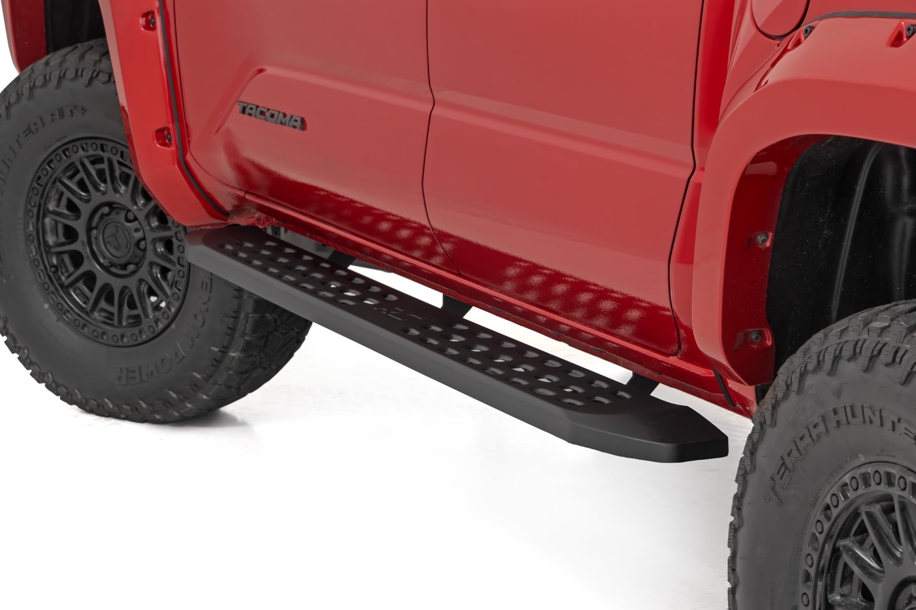 Rough Country RPT2 Running Board Double Cab Black Toyota Tacoma 2WD/4WD (2024-2026)