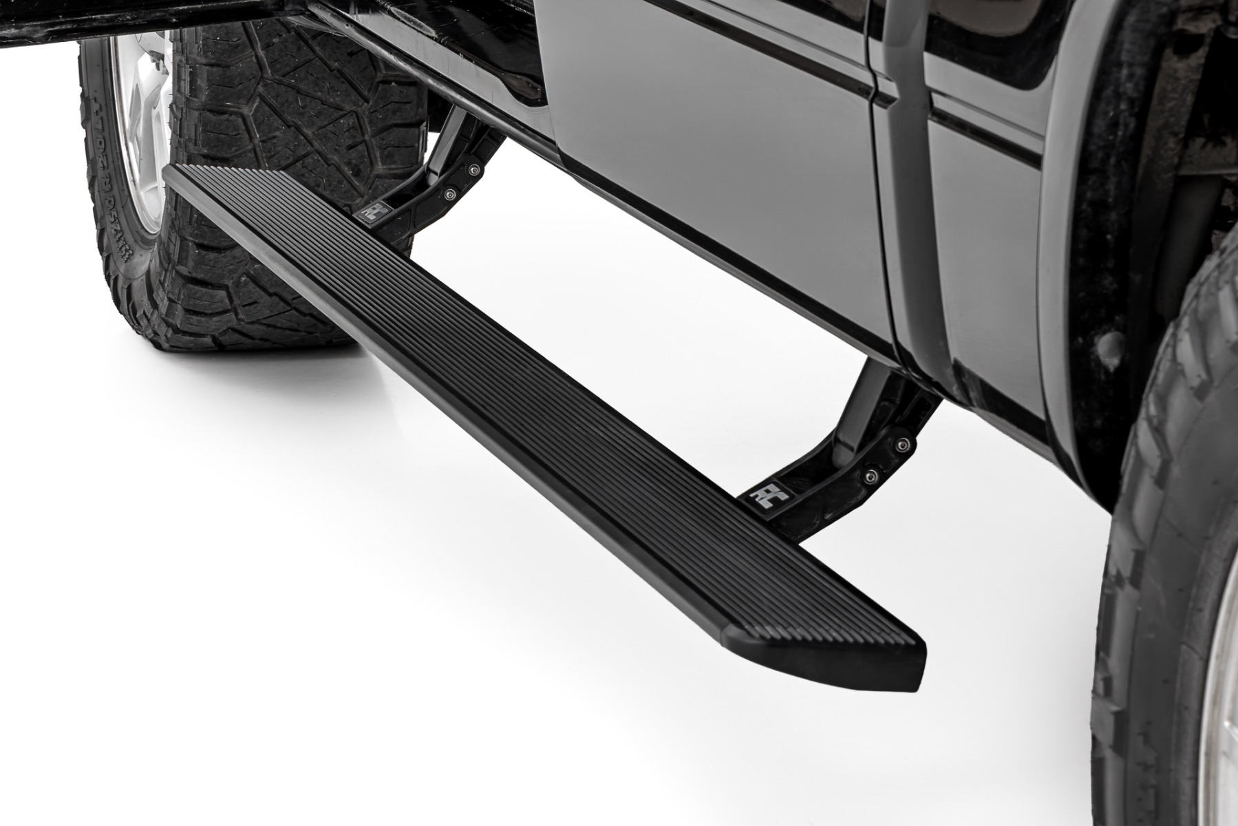 Rough Country Power Running Boards Crew Cab Ford F-150 (2009-2014)