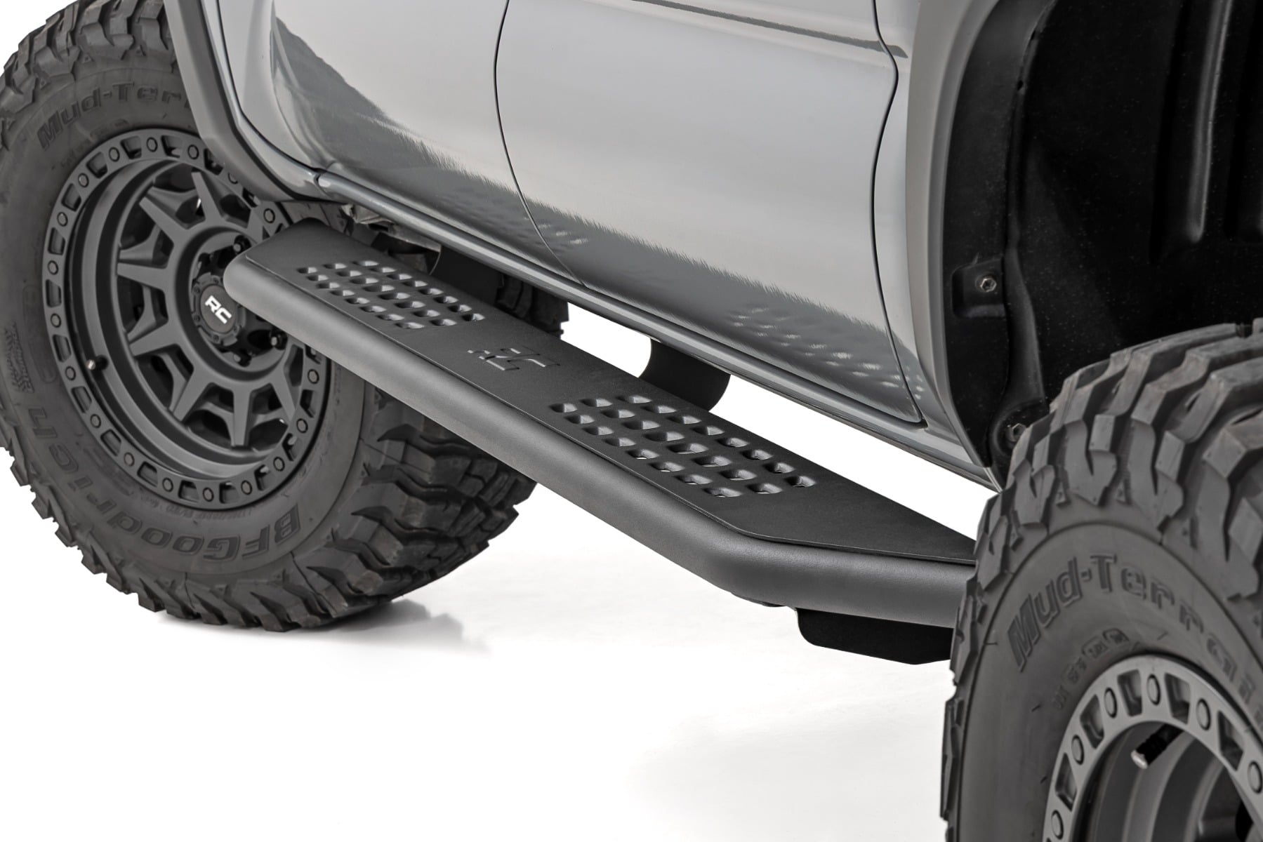 Rough Country OV2 Running Boards Side Step Bars Crew Cab Toyota Tacoma 2WD/4WD (16-23)