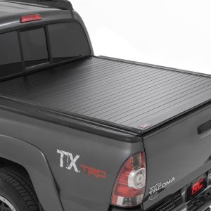 Rough Country Hard Roll Up Bed Cover 5′ Bed Toyota Tacoma 2WD/4WD (2005-2015)
