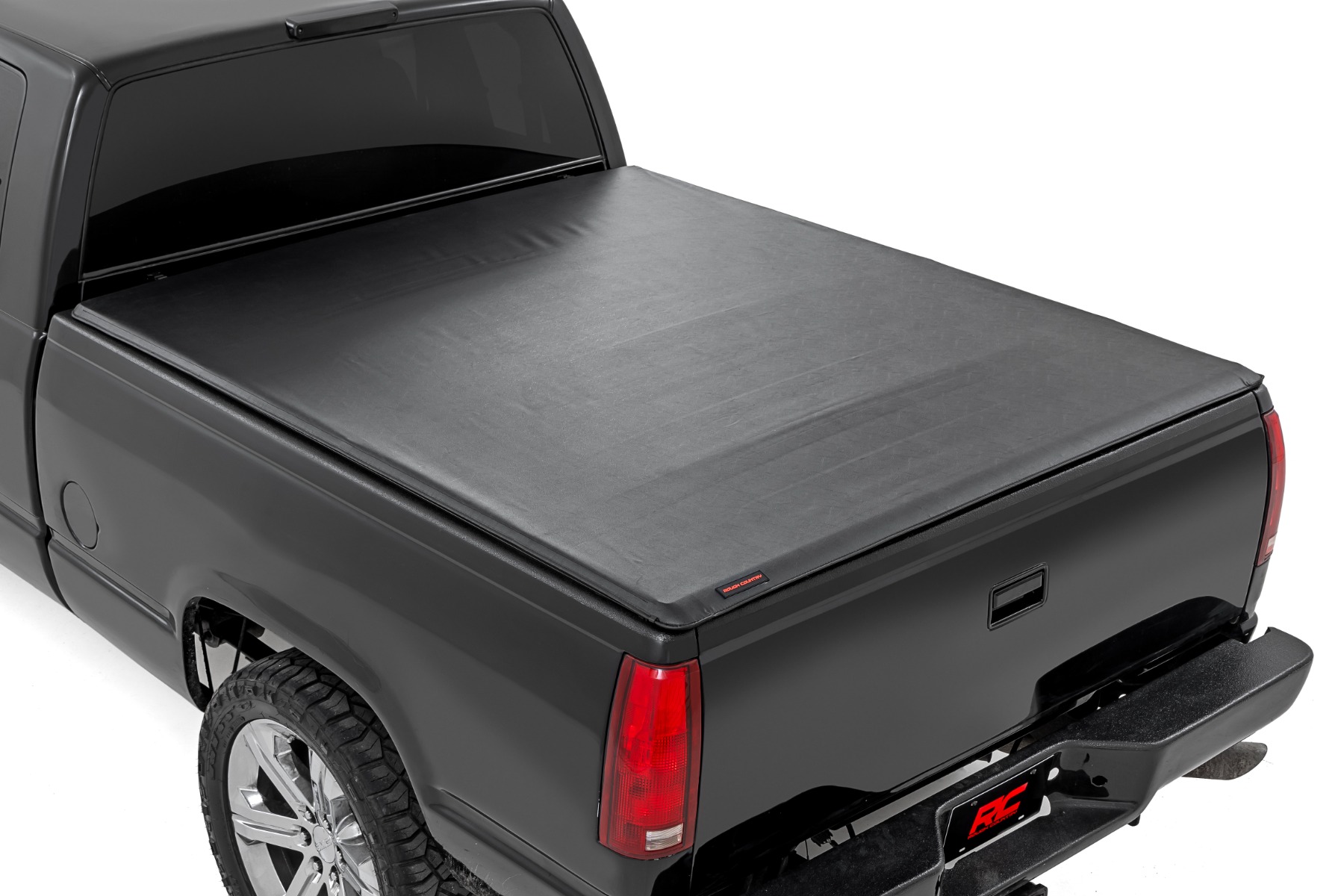 Rough Country Soft Roll Up Bed Cover 6’7″ Bed Chevy/GMC 1500 (00-06 & Classic)