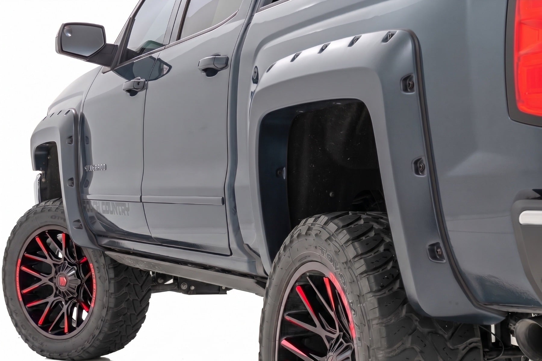 Rough Country Pocket Fender Flares 6’7″ & 8′ Bed GJI Shadow Gray Chevy Silverado 1500 (14-18)/2500HD