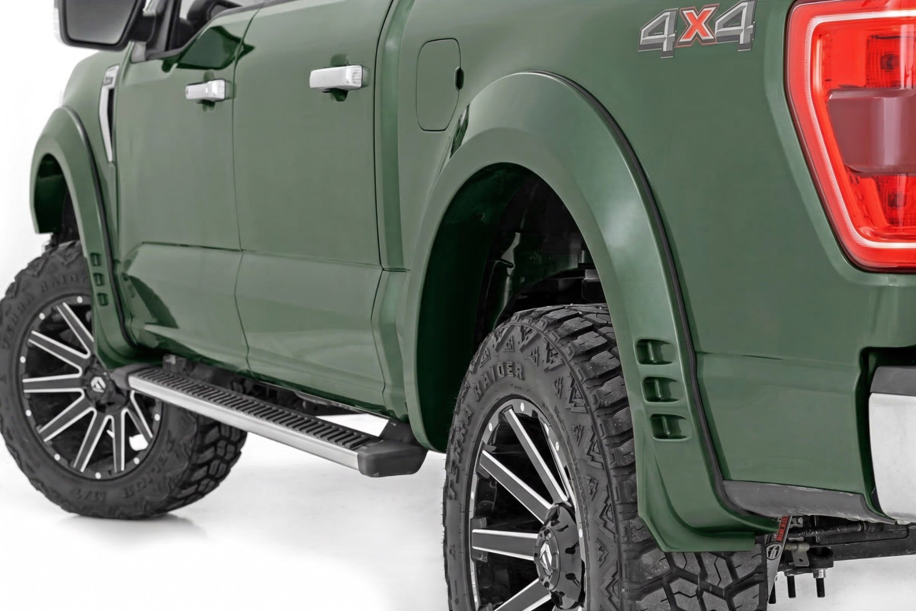 Rough Country SF1 Fender Flares DB Shelter Green Ford F-150 2WD/4WD (2021-2026)