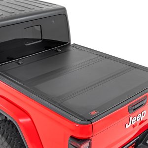 Rough Country Hard Tri-Fold Flip Up Bed Cover 5′ Bed Jeep Gladiator JT 4WD (2020-2026)