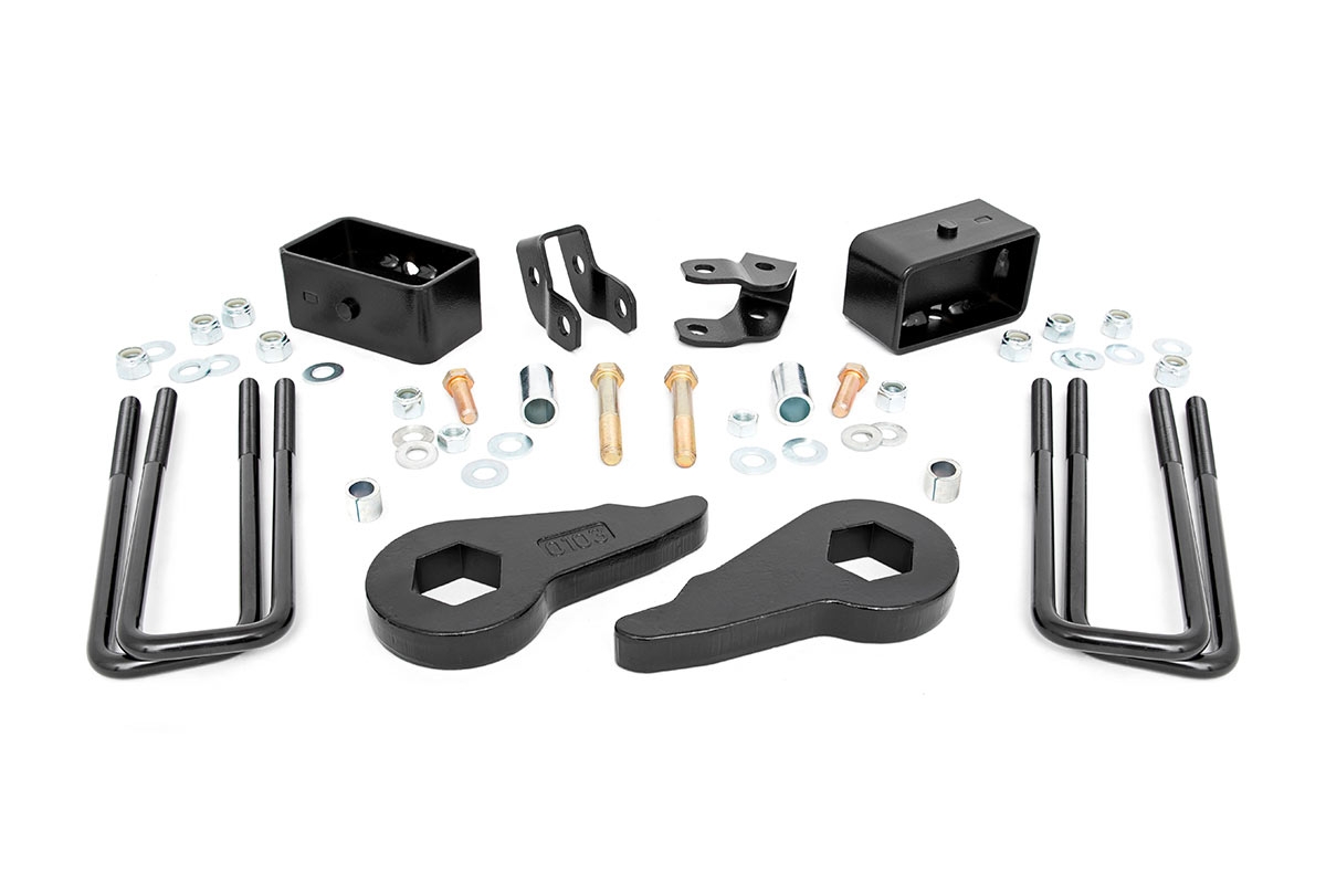 Rough Country 1.5-2 Inch Lift Kit Chevy Silverado & GMC Sierra 1500 4WD (1999-2006 & Classic)