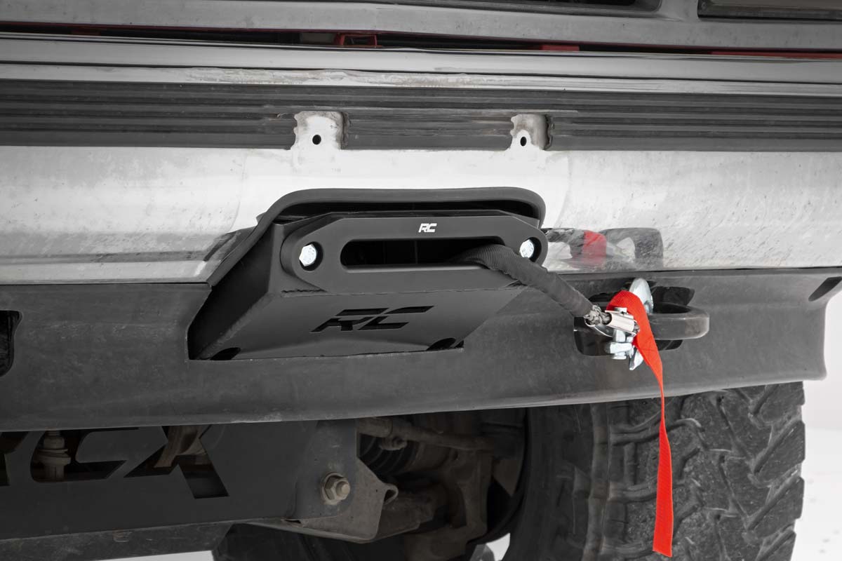 Rough Country Hidden Winch Mounting Plate Chevy C1500/K1500 Truck & SUV 4WD (1988-1999)