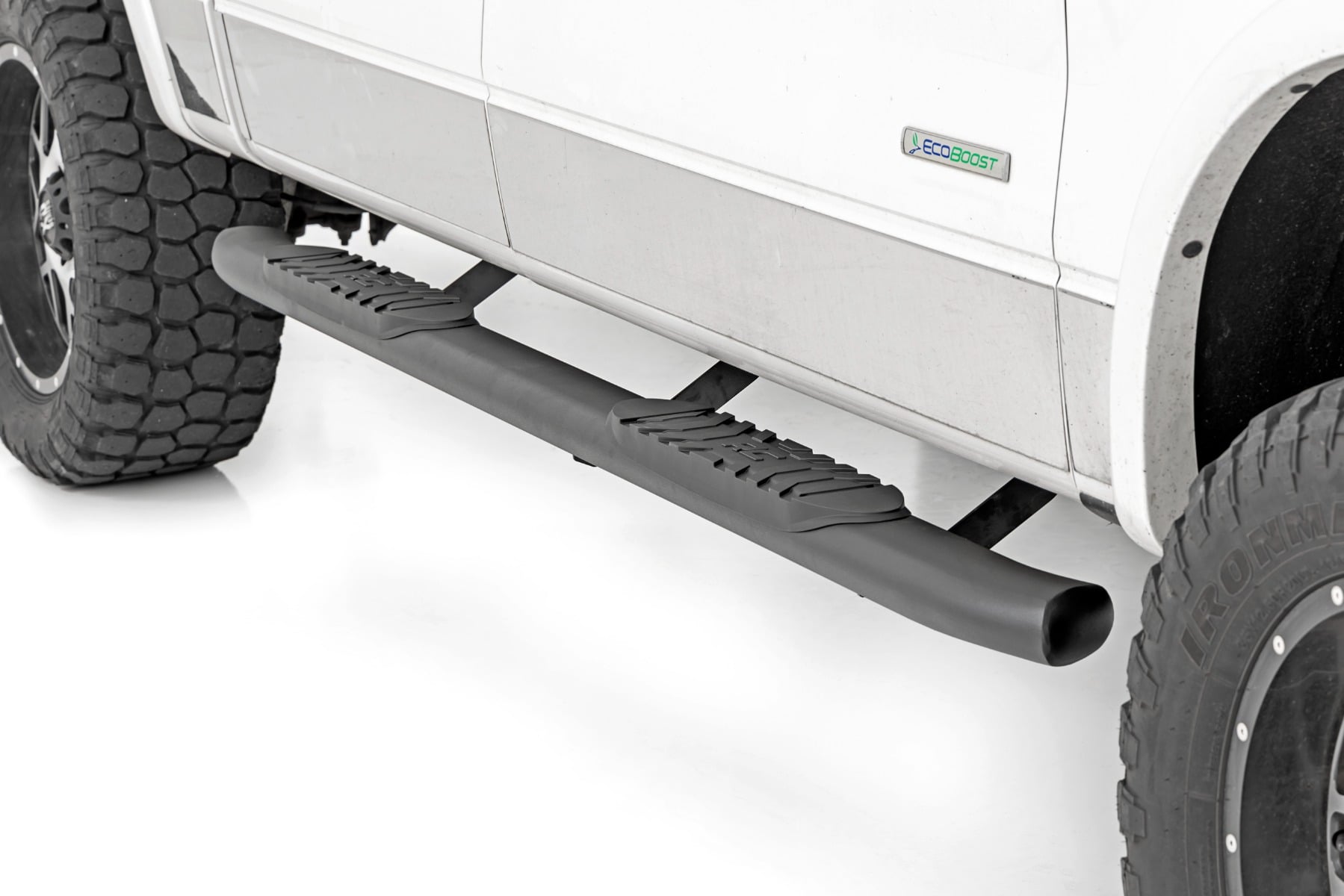 Rough Country Oval Nerf Step Crew Cab Black Ford F-150 2WD/4WD (2009-2014)