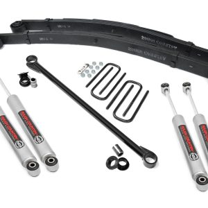 Rough Country 2.5 Inch Leveling Kit Leaf Spring Ford F-250/F-350 Super Duty 4WD (99-04)