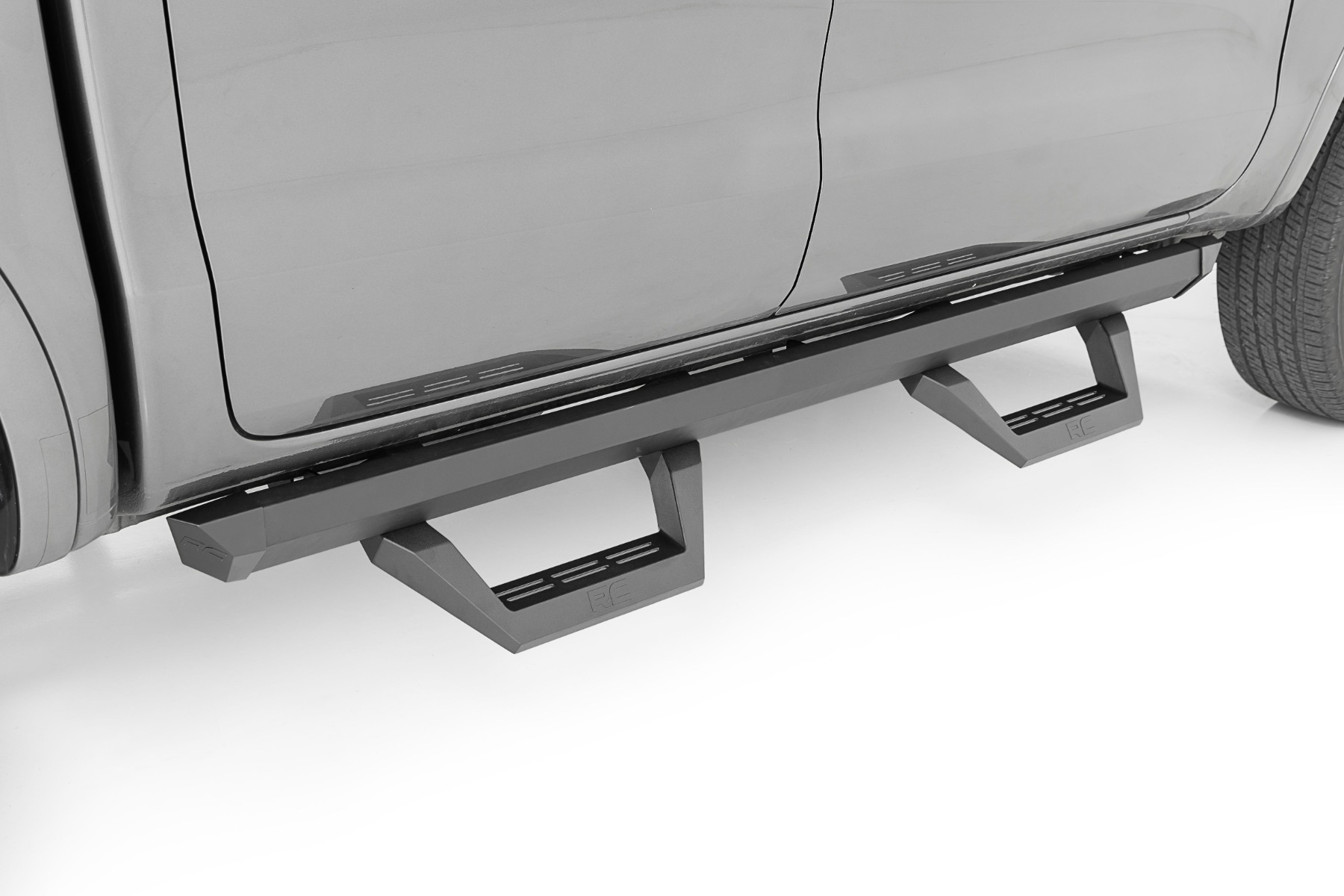 Rough Country SRX2 Adjustable Aluminum Steps Ford Ranger 2WD/4WD (2019-2026)
