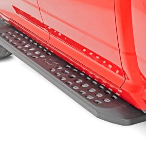 Rough Country RPT2 Running Boards Crew Cab Black Ram 1500 (19-26)/1500 TRX (21-24)