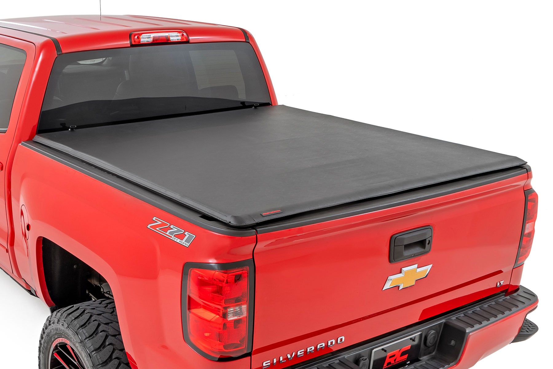 Rough Country Soft Roll Up Bed Cover 5’9″ Bed Chevy/GMC 1500 (14-18 & Classic)