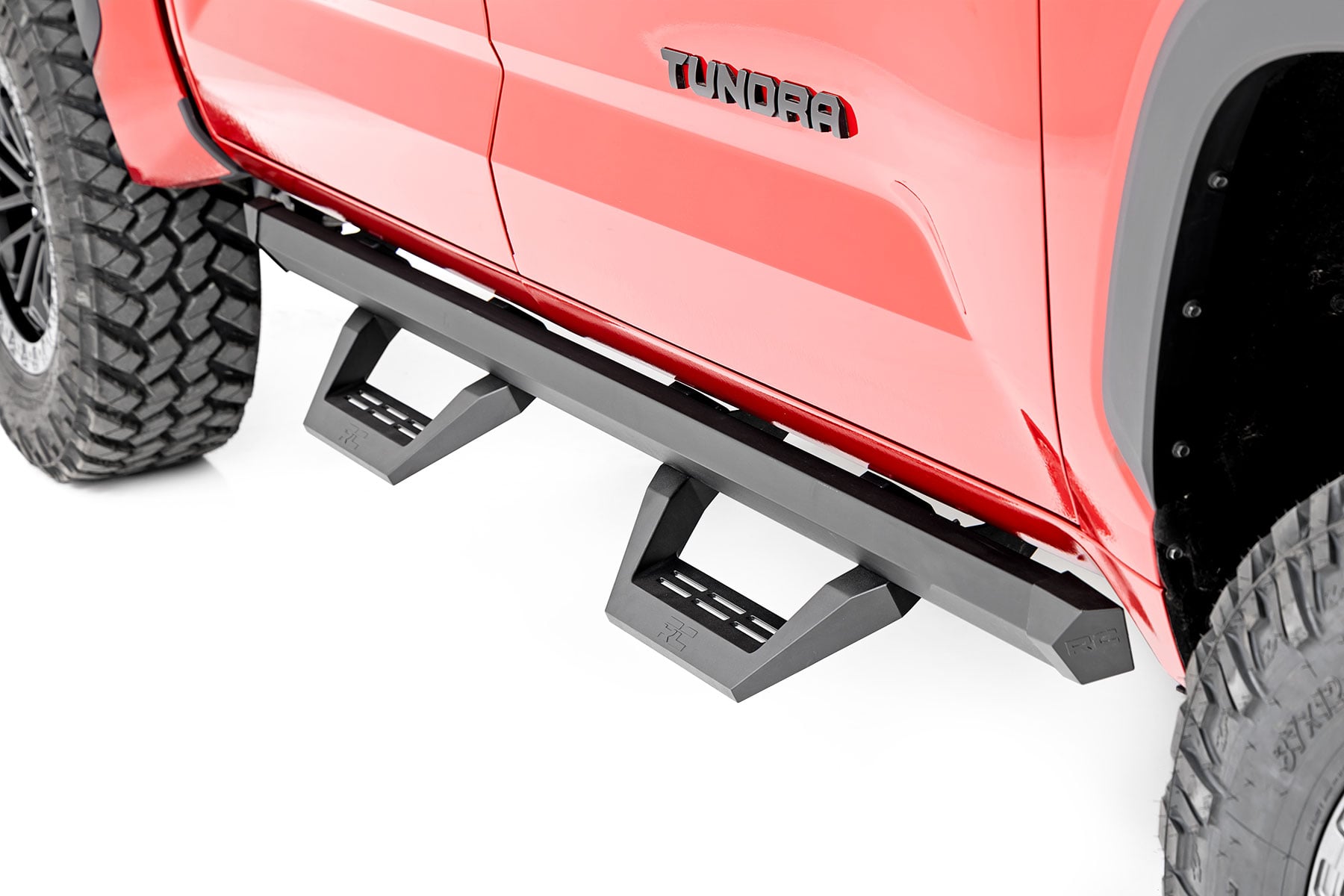 Rough Country SRX2 Adj Aluminum Steps CrewMax Toyota Tundra 2WD/4WD (2022-2026)